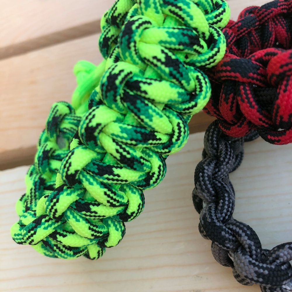 Custom Handmade Diff Base Color Paracord Bracelet - Picture 2 of 8